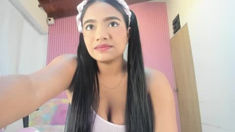 Snapshot of lillyy16 chatting on May 2026 11:05:02 AM lillyy16 online show from May 2026 11:05:02 AM