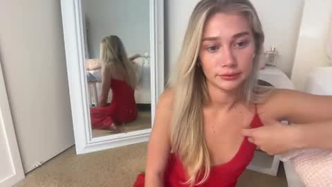 Snapshot of lillyyfaithh chatting on February 2026 10:07:01 PM lilly online show from February 2026 10:07:01 PM