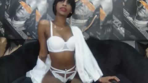 Snapshot of lilmissbaddiexxx chatting on May 2026 07:32:02 PM lilmissbaddiexxx online show from May 2026 07:32:02 PM