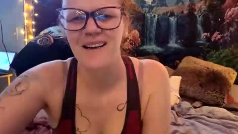 LilMizzTwizid online show from April 2026 01:59:02 AM