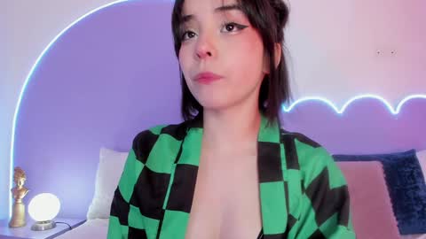 Lilou online show from January 2025 02:14:01 PM