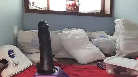 Lilrosiedoll online show from December 2024 05:26:02 PM