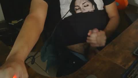 liltorobull online show from October 2025 06:41:02 AM