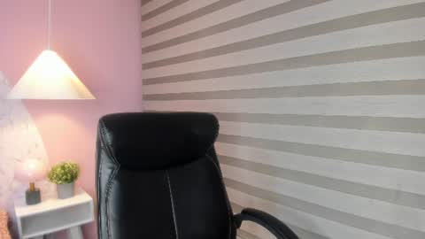  Lily  online show from June 2026 08:44:02 PM