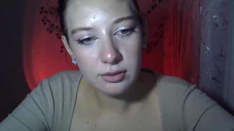 lily_ember online show from October 2025 04:51:01 PM