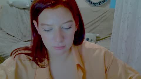 lily_ember online show from December 2025 06:59:01 PM