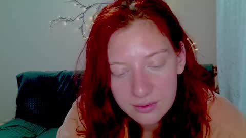 Snapshot of lily_ember chatting on February 2026 06:55:02 PM lily_ember online show from February 2026 06:55:02 PM