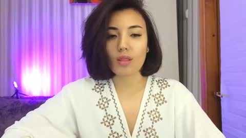 Lily online show from October 2025 12:36:02 PM