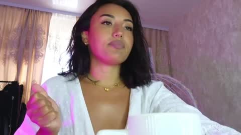 Lily online show from March 2026 12:17:02 PM