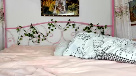 all my content for 4 below online show from December 2024 11:26:02 PM