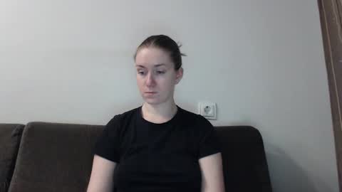 lily_love_x online show from February 2025 04:05:01 AM