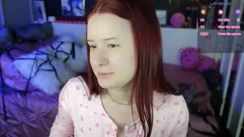 Snapshot of lily_moonlight chatting on February 2026 02:28:01 PM Lily online show from February 2026 02:28:01 PM