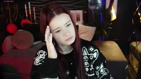 Snapshot of lily_moonlight chatting on February 2026 01:45:01 PM Lily online show from February 2026 01:45:01 PM