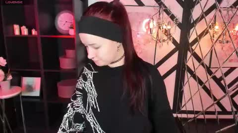 Snapshot of lily_moonlight chatting on February 2026 08:03:02 AM Lily online show from February 2026 08:03:02 AM