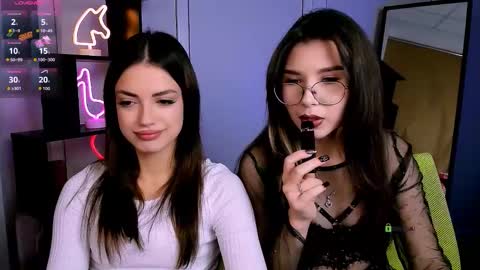 Lily online show from October 2025 07:24:02 PM