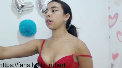 Lily Roberts online show from September 2025 03:06:02 AM