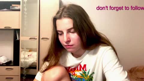 Lily online show from December 2024 01:49:01 PM