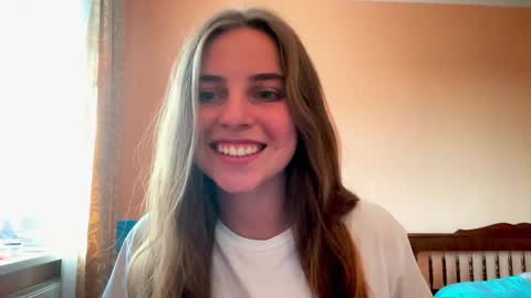 Lily online show from February 2025 11:12:02 AM