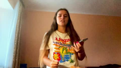 Lily online show from February 2025 01:01:01 PM