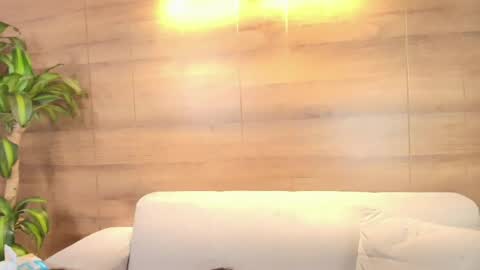 lily_waist online show from April 2026 03:17:02 AM