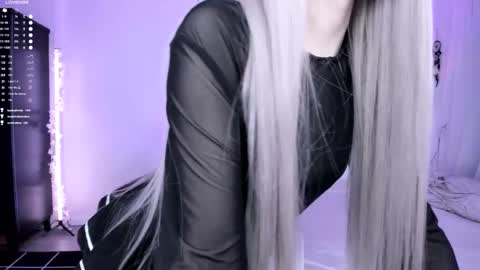 Lily online show from March 2025 06:41:01 AM