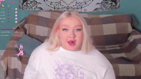 Lily online show from December 2024 11:15:01 AM