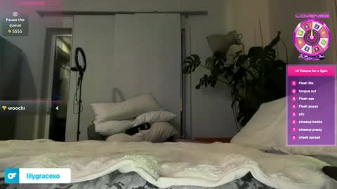 Lily Grace online show from February 2026 05:15:01 AM