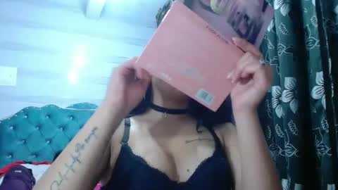 lilyjamesx online show from February 2025 08:49:02 PM