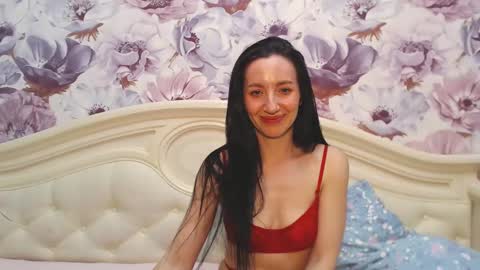 Lily online show from March 2025 06:16:01 PM