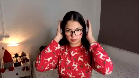 Snapshot of lilypanda chatting on November 2025 08:24:02 PM LillyPanda online show from November 2025 08:24:02 PM