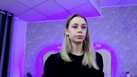      online show from October 2025 03:15:02 AM