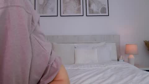 Lily online show from February 2025 09:14:02 AM