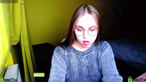 Lily online show from November 2025 03:23:01 PM