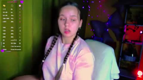 Snapshot of lilysweet13 chatting on June 2026 11:43:01 PM Lily online show from June 2026 11:43:01 PM