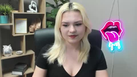 Lily online show from March 2026 07:38:01 AM