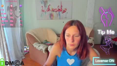 Snapshot of lilyviolet7 chatting on June 2026 07:18:02 AM Hi Im Lily online show from June 2026 07:18:02 AM