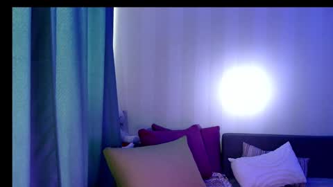 LilyXSky online show from February 2025 01:00:02 PM