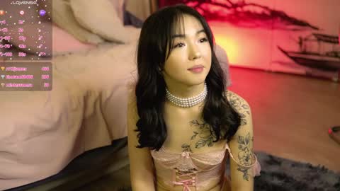 Lin Use menu to play with me  online show from February 2025 05:24:02 PM