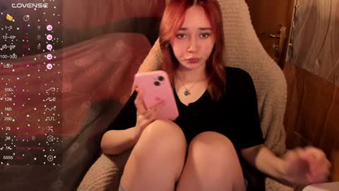 Snapshot of lina_and_lion chatting on December 2024 08:00:02 AM Scarlet online show from December 2024 08:00:02 AM