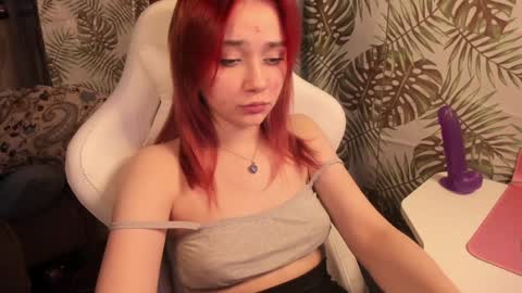 Snapshot of lina_and_lion chatting on January 2025 10:49:02 AM Scarlet online show from January 2025 10:49:02 AM