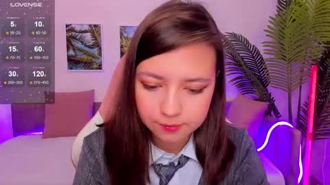 Lina online show from September 2025 03:30:02 AM