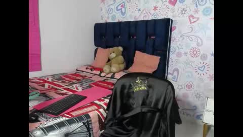 lina_clark_ online show from September 2025 01:56:01 PM