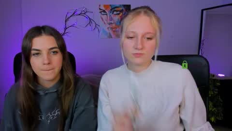 lina_fox12 online show from October 2025 12:55:02 PM