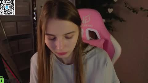 Snapshot of lina_reeds chatting on February 2026 01:15:02 AM LINA online show from February 2026 01:15:02 AM