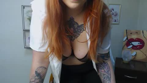 Snapshot of lina_ri chatting on November 2025 10:09:02 PM lina_ri online show from November 2025 10:09:02 PM