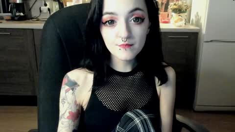 Lina 3  1715622743 online show from December 2024 01:04:02 AM