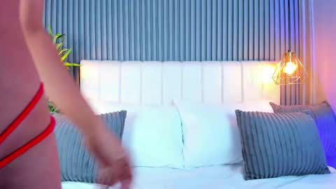 LinaGlam online show from September 2025 10:47:01 PM