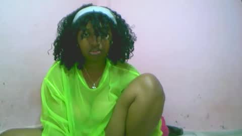 linah1123 online show from October 2025 07:25:01 AM