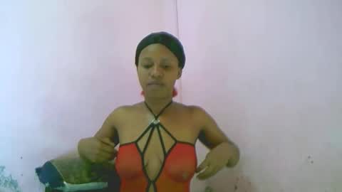 linah1123 online show from April 2026 05:42:02 PM