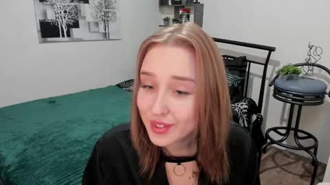 Lina online show from March 2025 04:17:02 AM